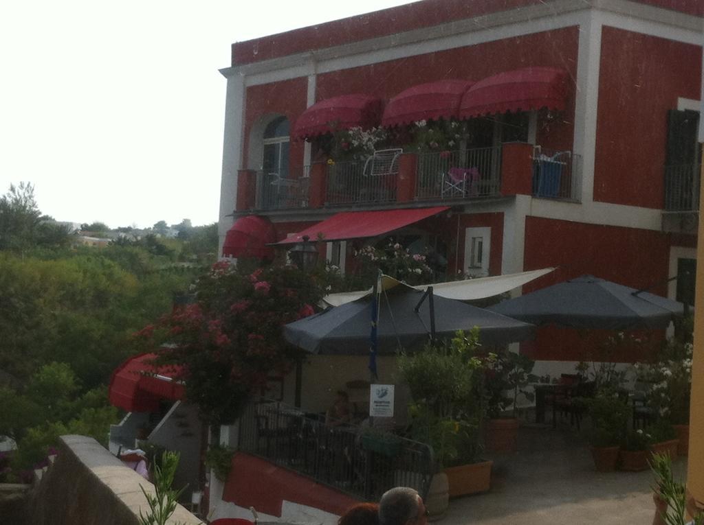 Hotel Villa Iulia Ventotene Dış mekan fotoğraf