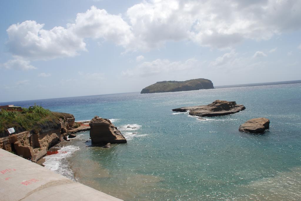 Hotel Villa Iulia Ventotene Dış mekan fotoğraf